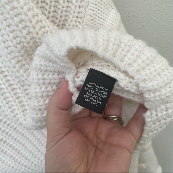 Moon and Madison Cropped Long Sleeve Sweater Ivory L - Picture 5 of 6